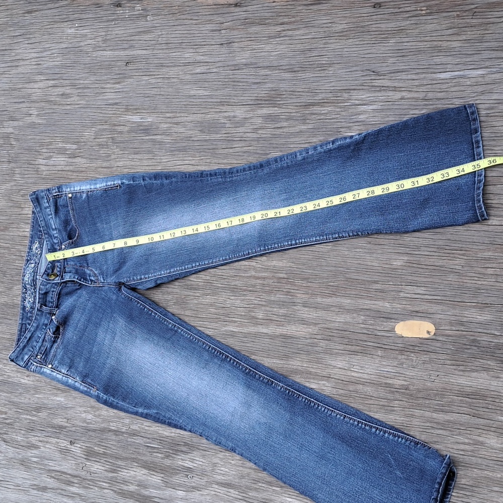 Express Jeans Barely Boot Low-Rise, Size 4 S - image 7